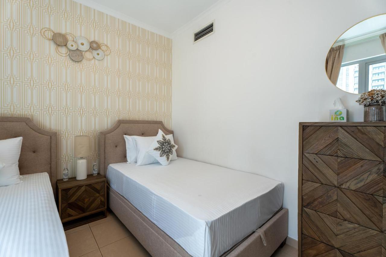 Ina Homes - Residences Tower 1 Upper Floor Dubai Luaran gambar